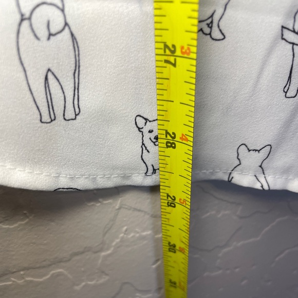 Torrid Harper Georgette Pullover 3/4 Sleeve Blouse dogs - Picture 7 of 7